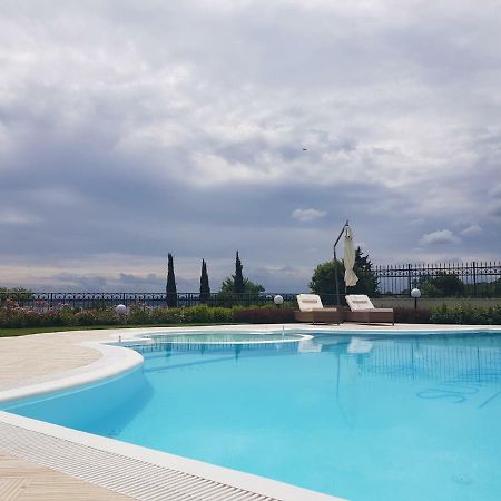 Sea Garden Delux Apartment Chernomorets Luaran gambar