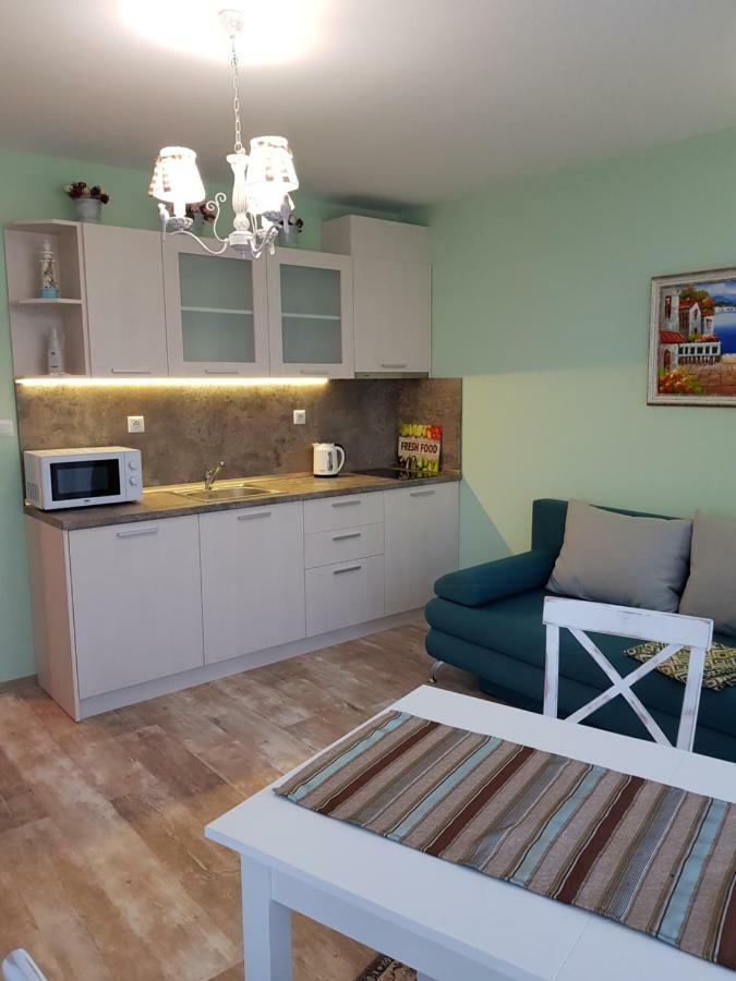 Sea Garden Delux Apartment Chernomorets Luaran gambar