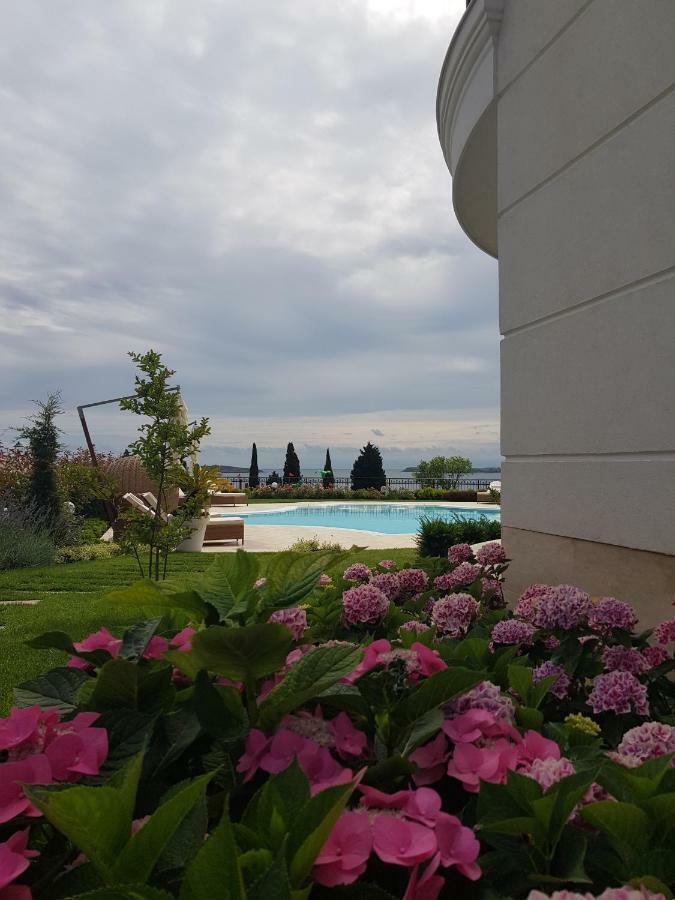 Sea Garden Delux Apartment Chernomorets Luaran gambar